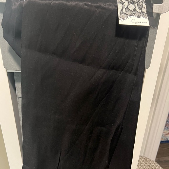 Cejon Metallic Shimmery Black Wrap - Picture 2 of 4